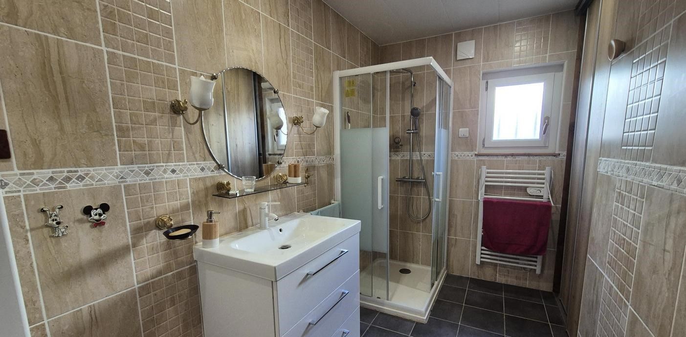 SAINT-CYPRIEN VILLA SAINT CYPRIEN 4