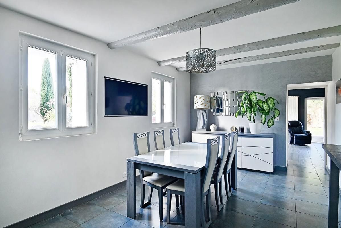 MONTEUX MAS de 11 pièces entièrement rénové à Monteux 4