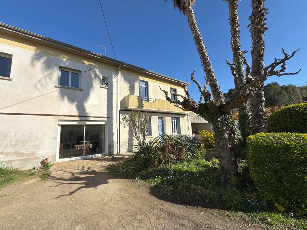 BEZIERS Propriété de 1,5 hectare avec dépendance et grand garage, à 5 min de Béziers 3