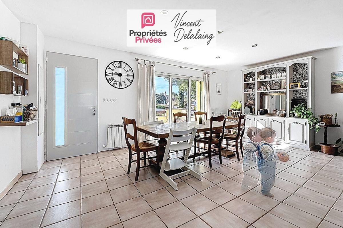 PERTUIS Maison familiale avec piscine, studio indépendant et vue Luberon 3