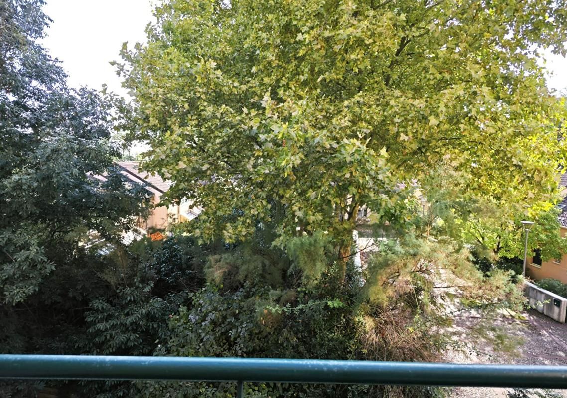 BAGNOLET Appartement Bagnolet 3 pièce(s) 76 m2 - duplex avec 2 balcons 2