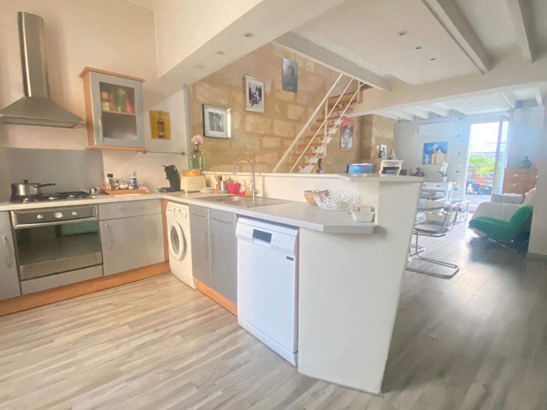 BORDEAUX Grand appartement 2 chambres, 3 possibles, avec grande terrasse 3