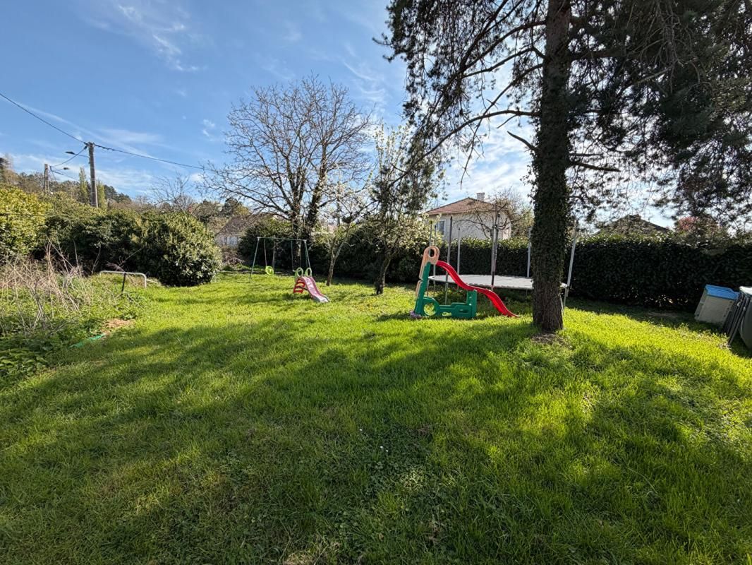 VARENNES-VAUZELLES Longère à rénover à Varennes Vauzelles 4