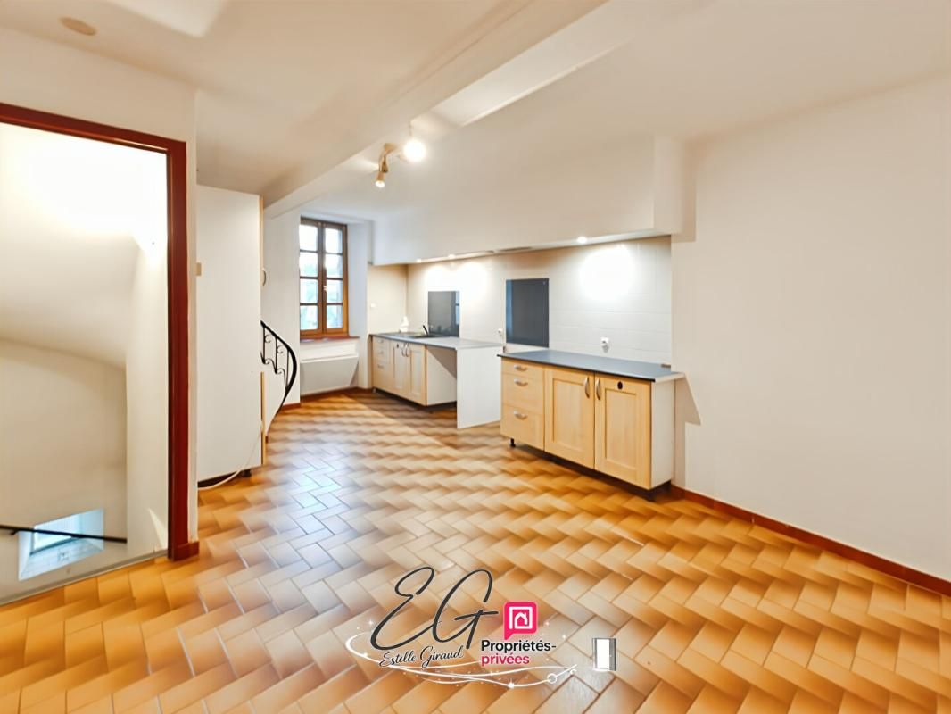 CAUNES-MINERVOIS Maison de village, 3 chambres, terrasse, atelier - Caunes-Minervois 2