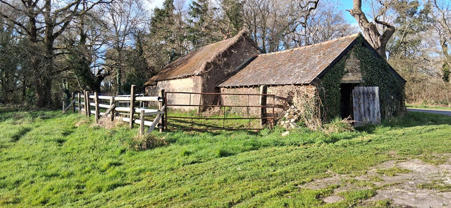 PONTCHATEAU Bâtiment agricole à réhabiliter en maison d'habitation 1