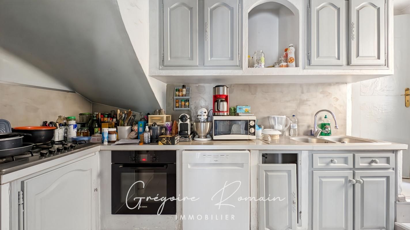 SAINT-CHAMAS Maison Saint Chamas 5 pièce(s) 120 m2 2