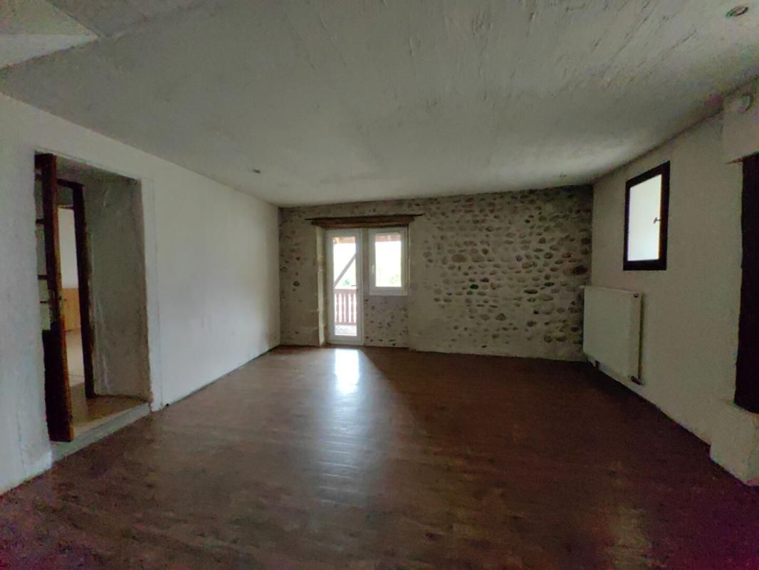 ? Maison de caractère XVII? siècle ? Vue montagnes & charme absolu ? L'albenc