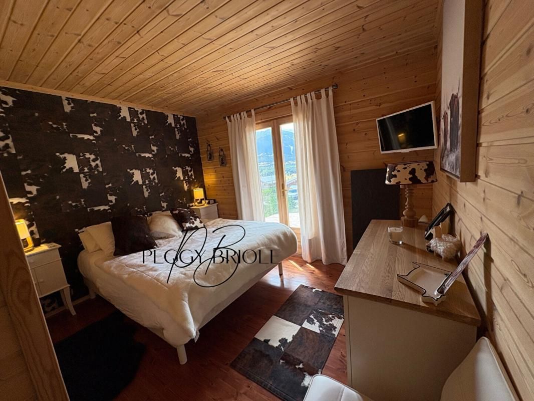 BOLQUERE Chalet de prestige tout bois sur Bolquères 3