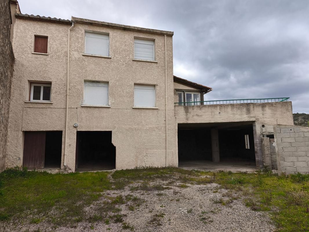 LANSAC Lansac Maison 2 appartements (T6+T4) 1