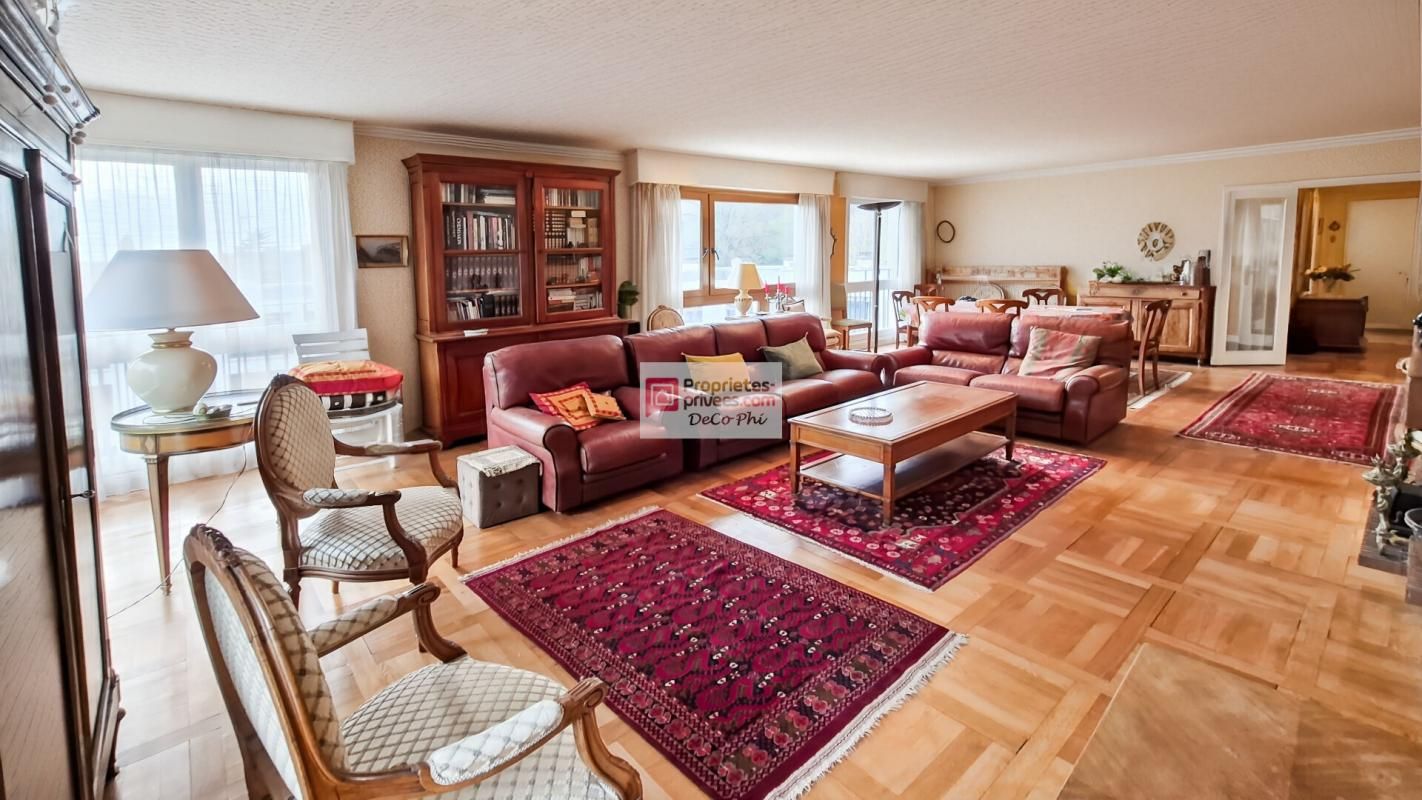 VIROFLAY Appartement  2 balcons 150 m2  calme  5 pièces  Viroflay 3