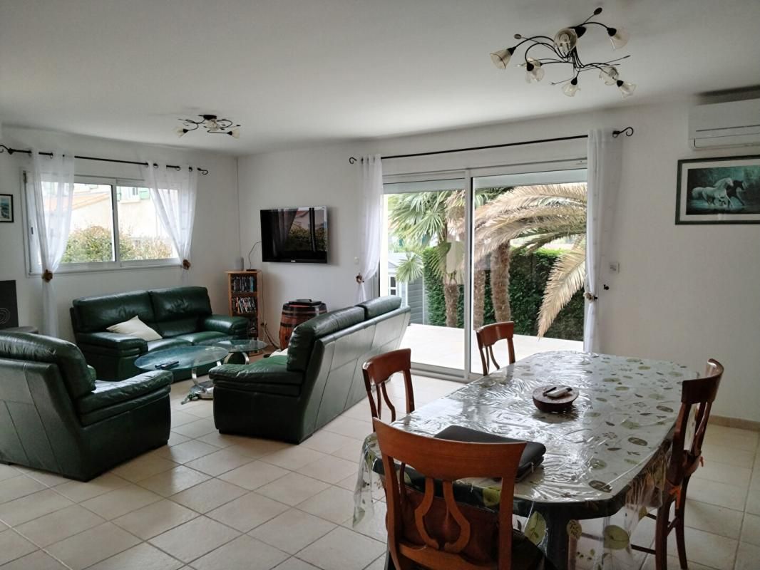 ROYAN Maison à Royan 5 pièces 110 m2 avec jardin et sous sol total 1