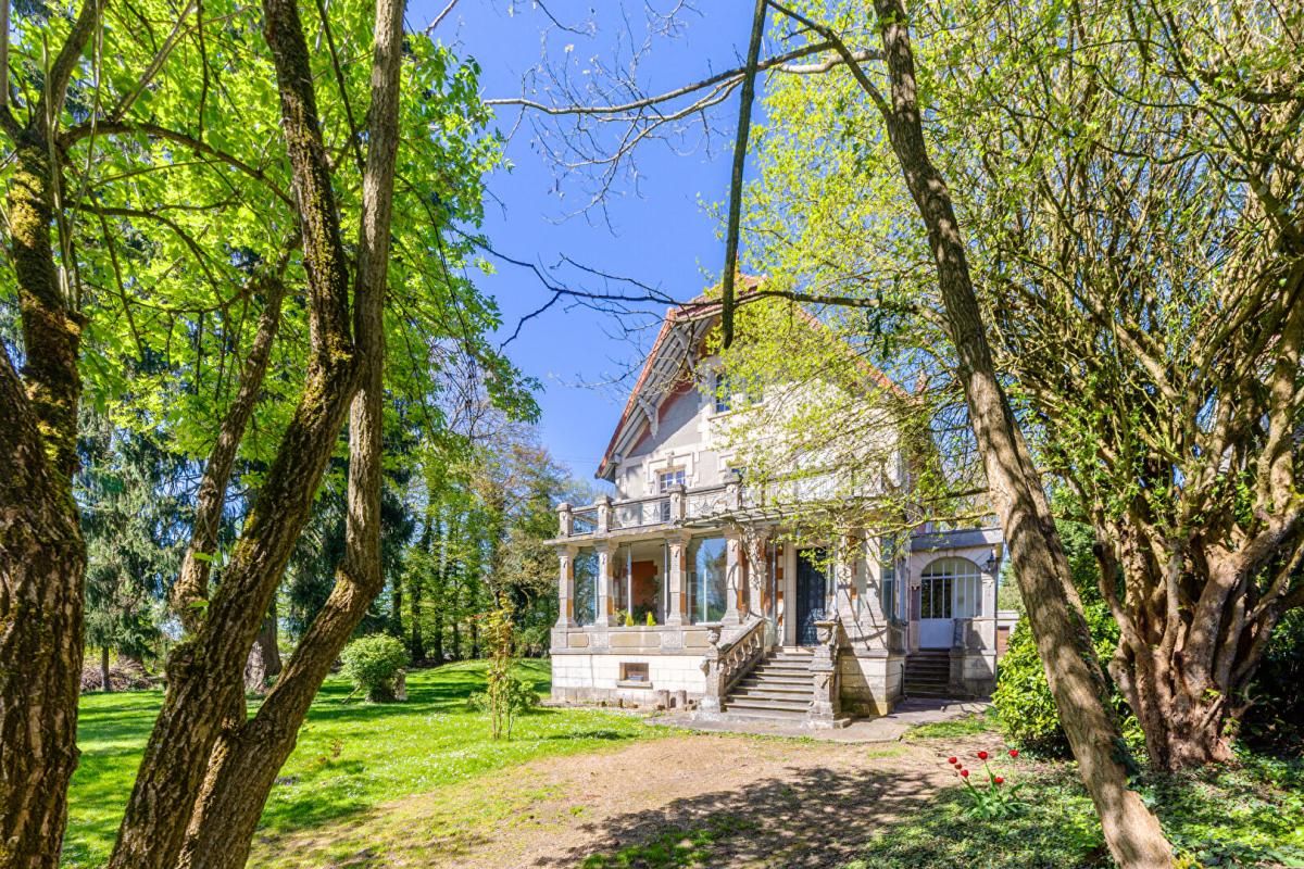 NOAILLES Propriété art déco années 30 2