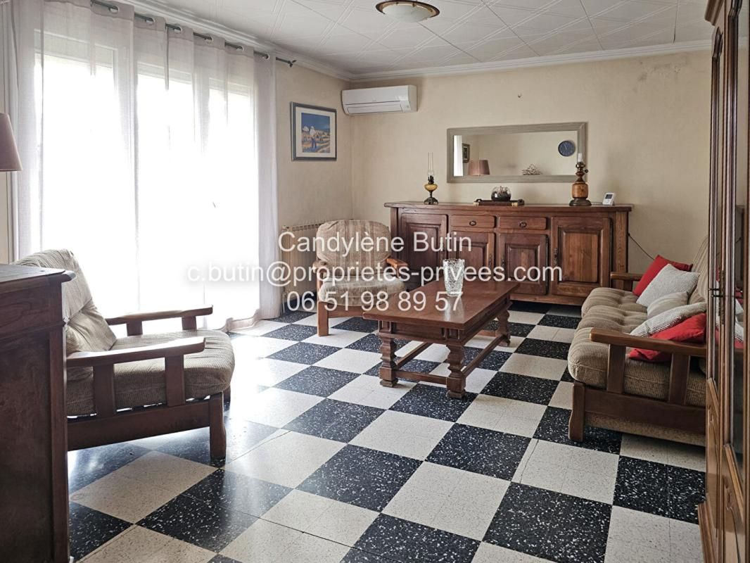 BEZIERS maison de ville avec extérieur et garage 4