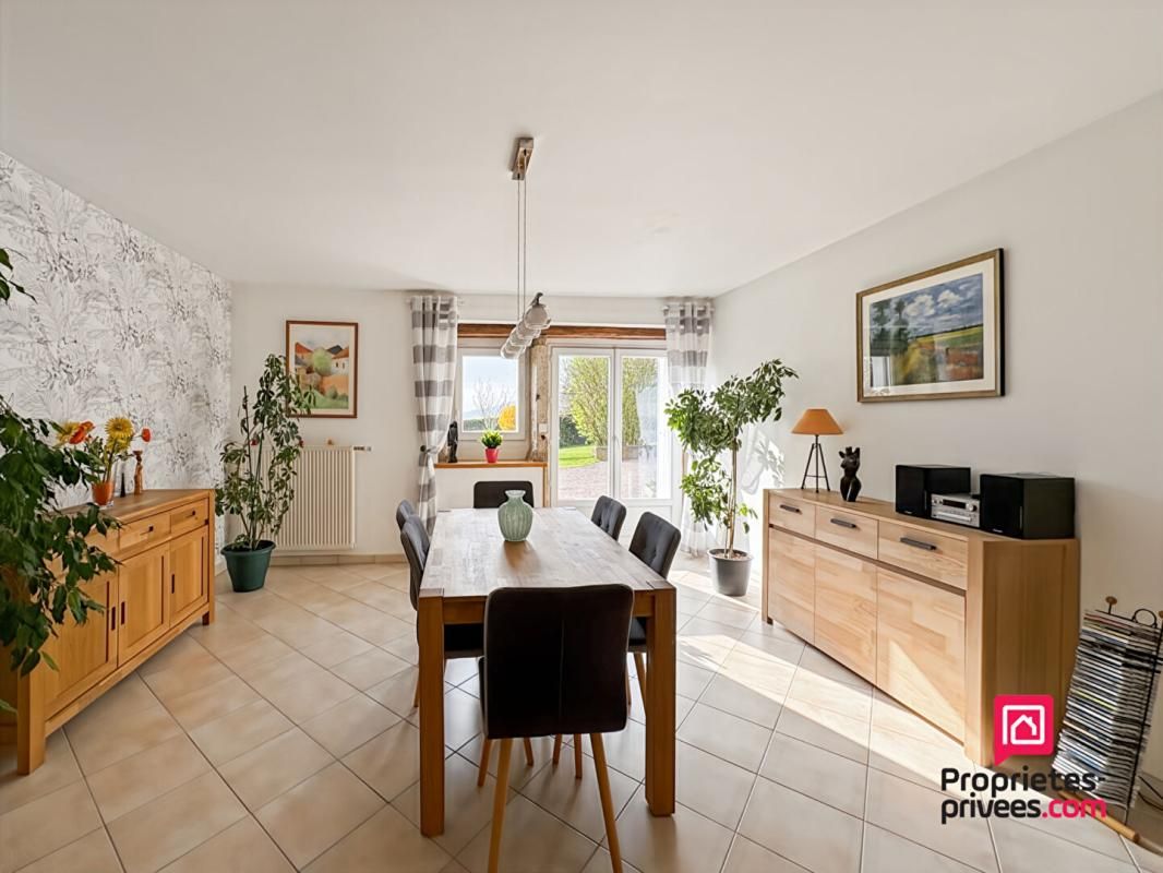 POUILLY-EN-AUXOIS Charmante Maison en pierres avec jardin et dépendance proche Pouilly en Auxois 2