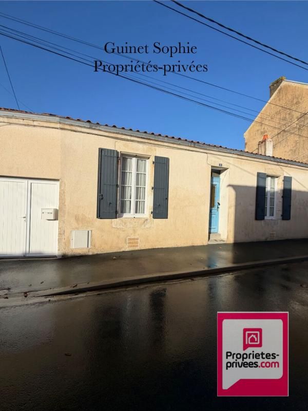 LUCON Maison Lucon 9 pièce(s) 109.11 m2 1