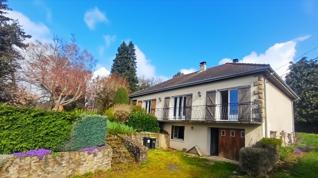 SAINT-SULPICE-LE-GUERETOIS Maison Saint Sulpice Le Guéretois 112m2 1