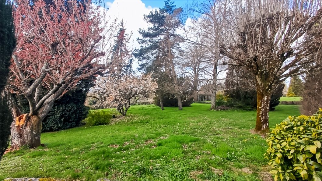 SAINT-SULPICE-LE-GUERETOIS Maison Saint Sulpice Le Guéretois 112m2 2