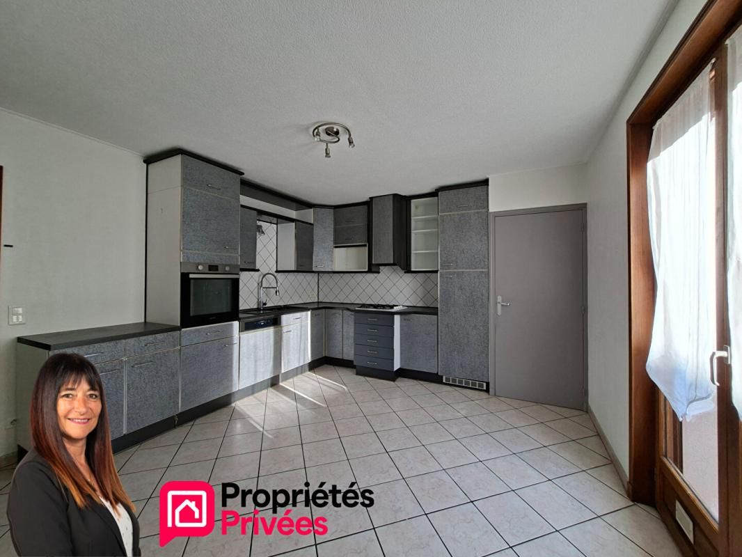 LE COTEAU Maison Le Coteau 177 m² - idéal artisan 4