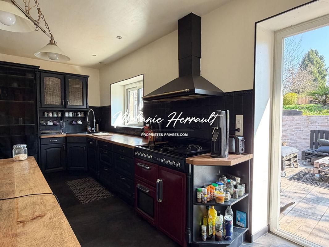 NEUVILLE-SUR-SARTHE Maison semi-mitoyenne - 5 chambres - Neuville sur Sarthe (72190) 4