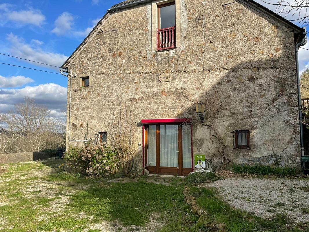 SAINT-BONNET-ELVERT Maison Saint Bonnet Elvert 11 pièce(s) 384 m2 1