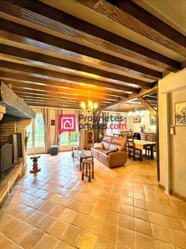 BEAUVAIS Maison Beauvais 5 pièce(s) 203 m2 2