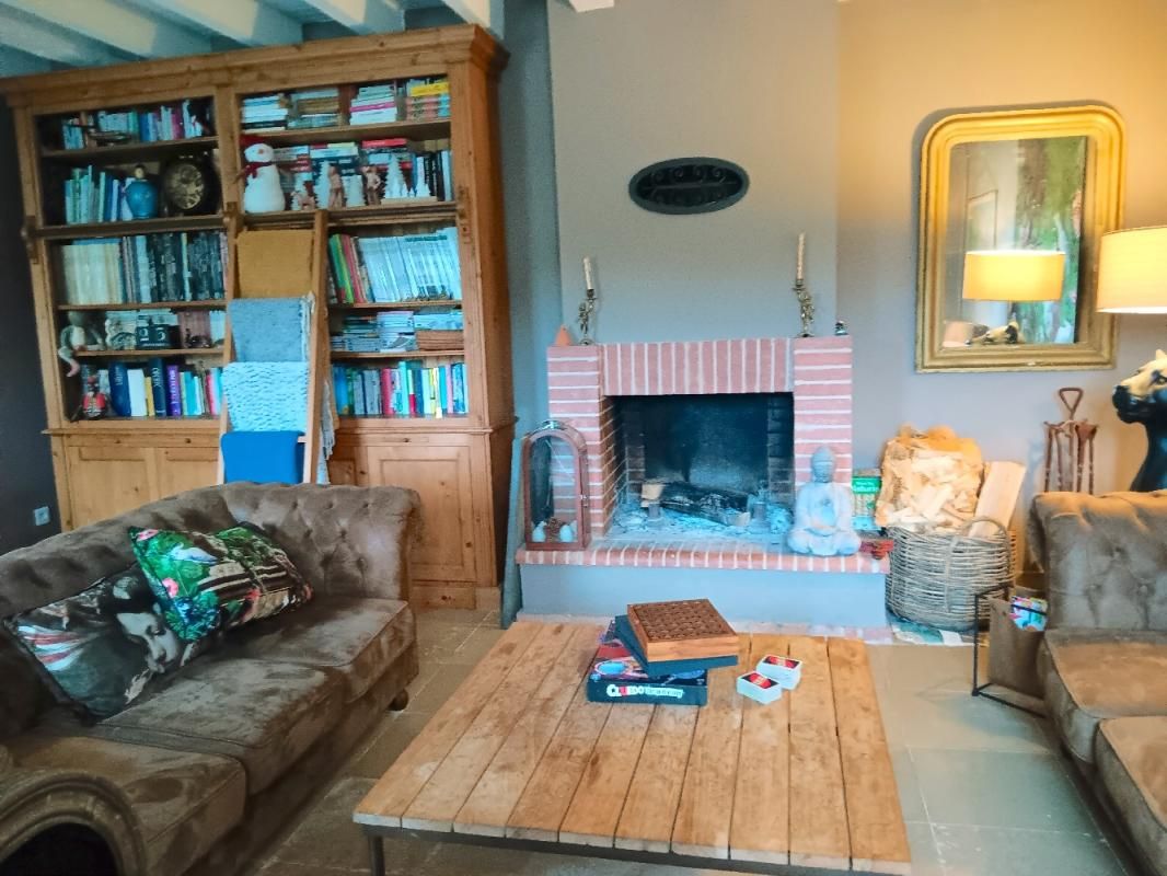 CAHORS Cahors 46000 à 10 minutes, grande maison avec jardin et piscine 4