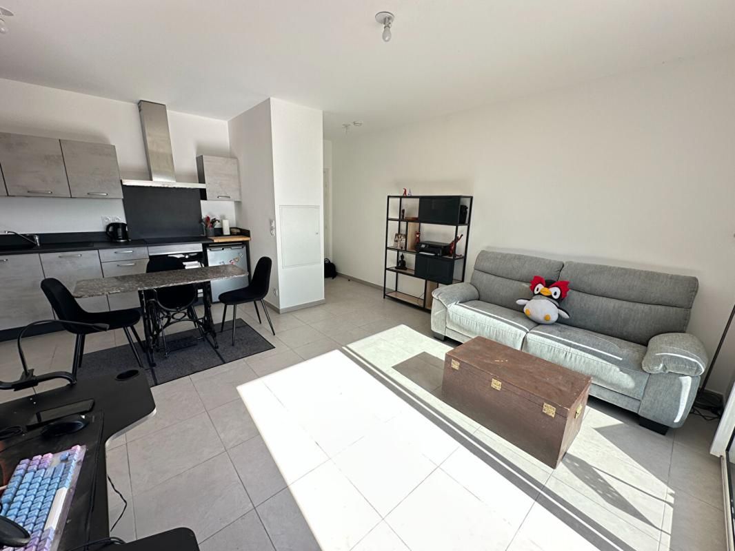 SALON-DE-PROVENCE Exclusivité  Appartement récent à Salon de Provence 2