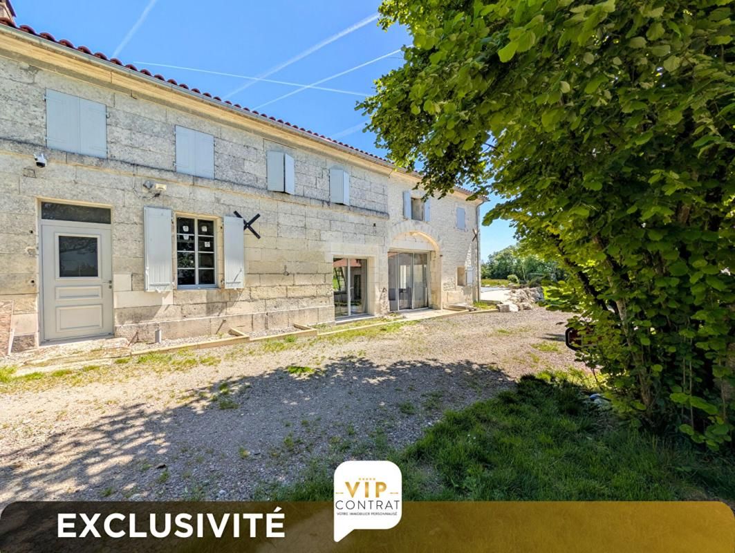 ROUFFIAC Ensemble immobilier 2 maisons charentaise + parc arboré + GARANTIE PROTEC+ 12 MOIS INCLUS ! 2