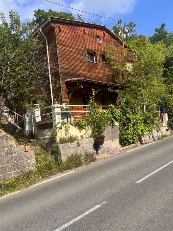 AURIBEAU-SUR-SIAGNE Maison Auribeau Sur Siagne 6 pièce(s) 180 m2 2