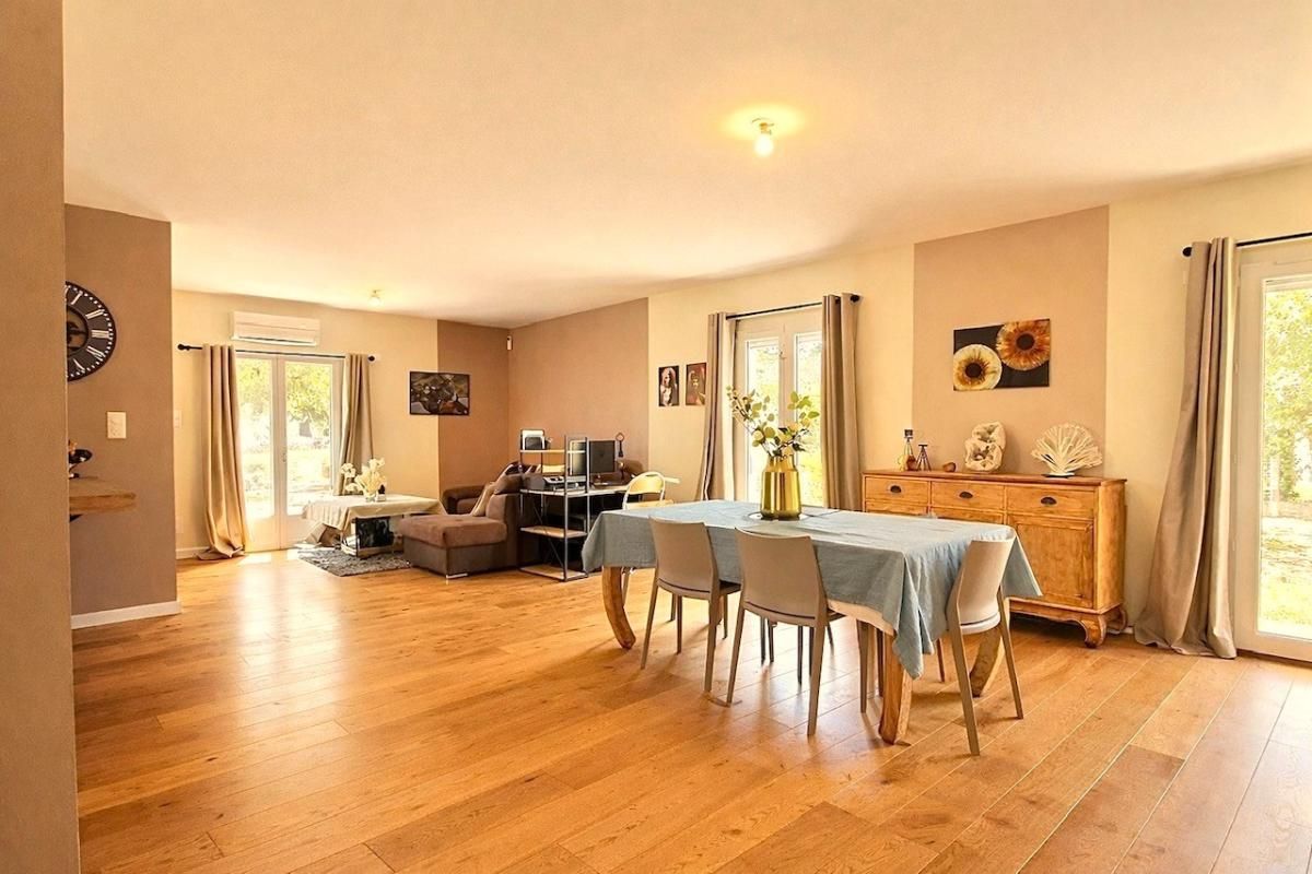 LE SEQUESTRE Maison Le Sequestre 6 pièce(s) 123 m² 2