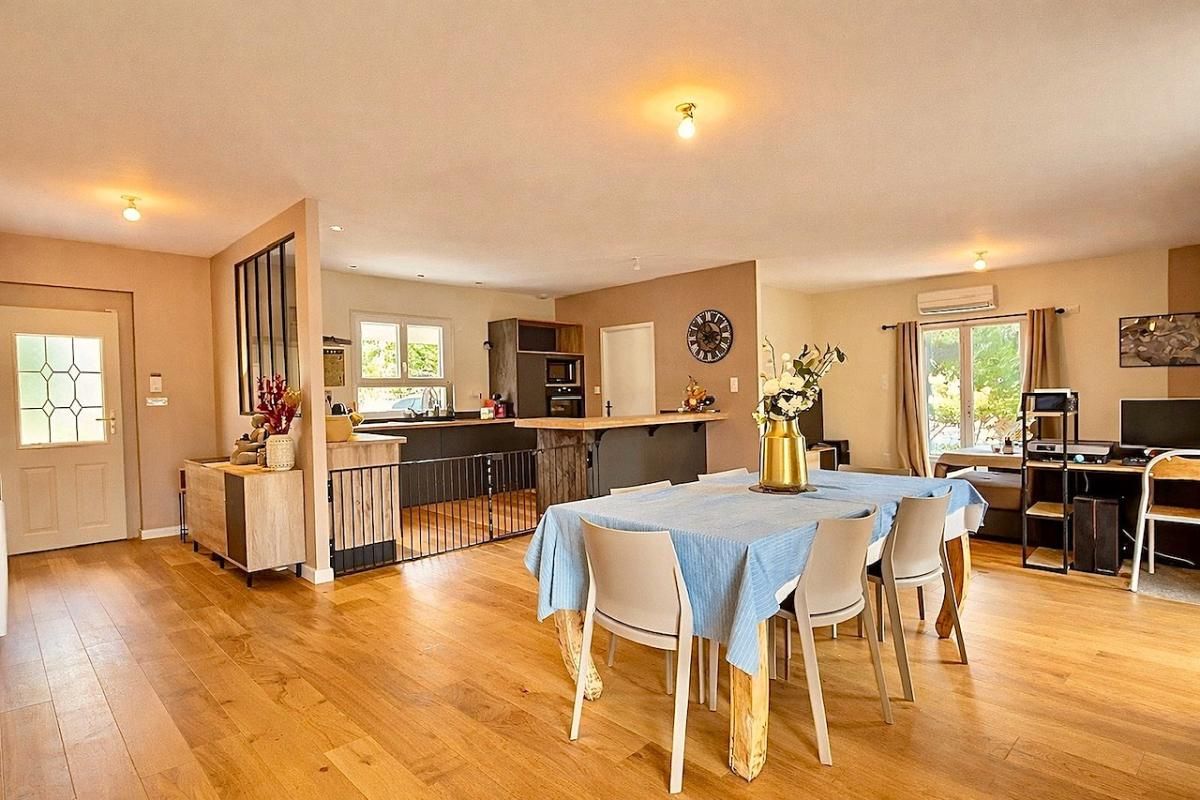 LE SEQUESTRE Maison Le Sequestre 6 pièce(s) 123 m² 3