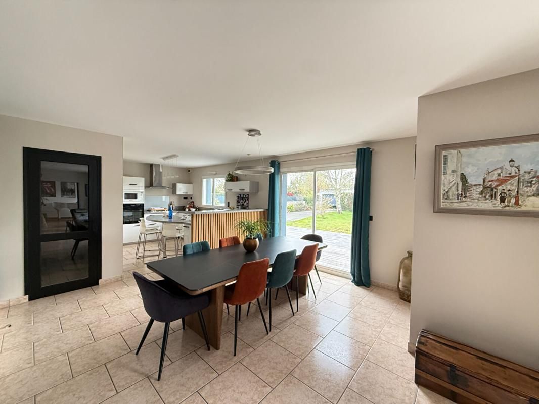 MEUCON Maison  de quartier proche du bourg de Meucon 4