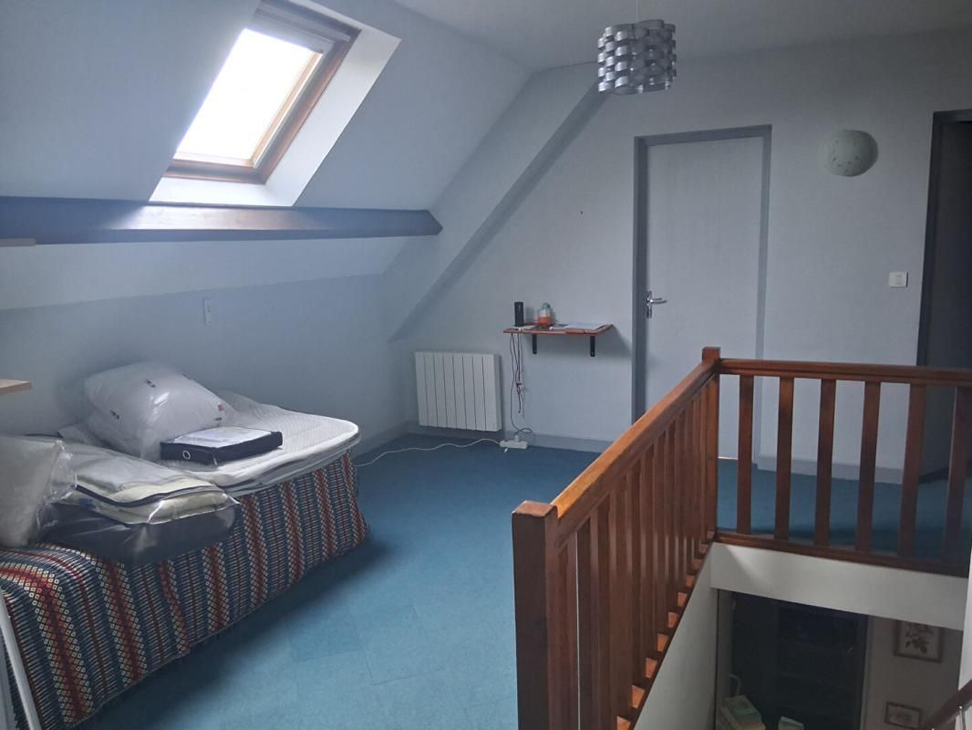 JUSSY Maison 4 pièce(s) 125 m2 3