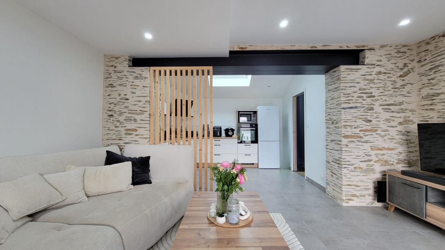 SEGRE Maison Segre En Anjou Bleu 4 pièce(s) 96 m2 2