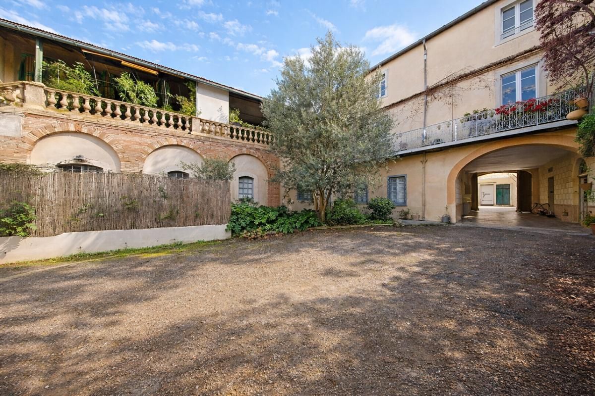 CARCASSONNE - RUE TRIVALLE - ENSEMBLE IMMOBILIER