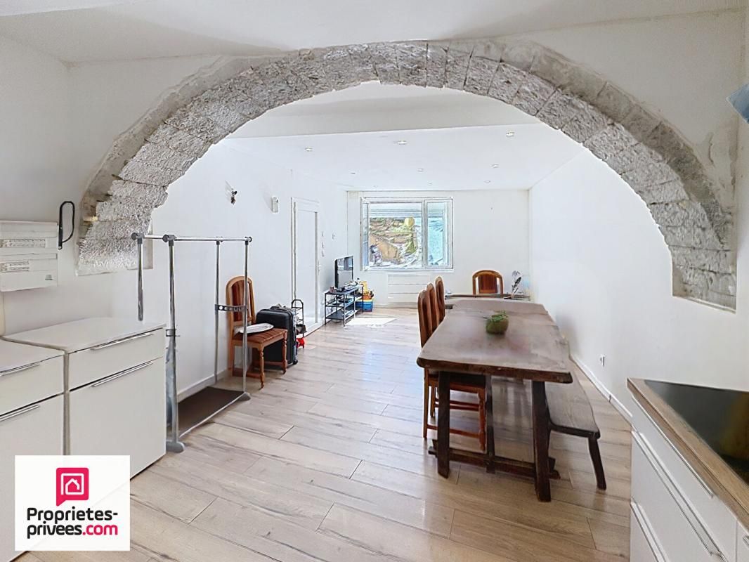 RIANS RIANS Appartement T2 45 m² RDC 2