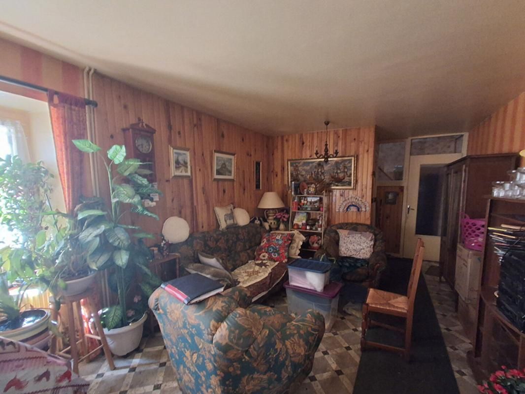 ESPALY-SAINT-MARCEL Espaly-Saint-Marcel(43), maison de village, 60m2 habitables, 2 chambres 2