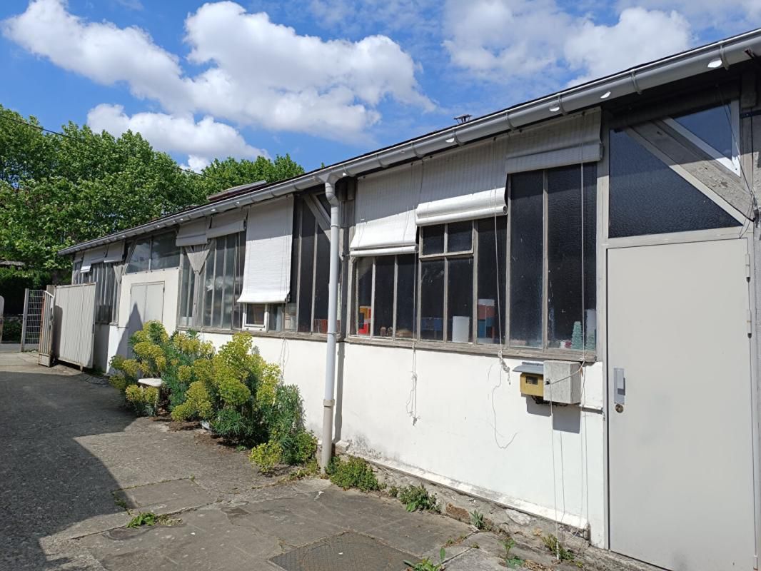 NEUILLY-PLAISANCE ATELIER D'ARTISTE/ LOFT 180m² avec jardin Neuilly-Plaisance (93360) 2