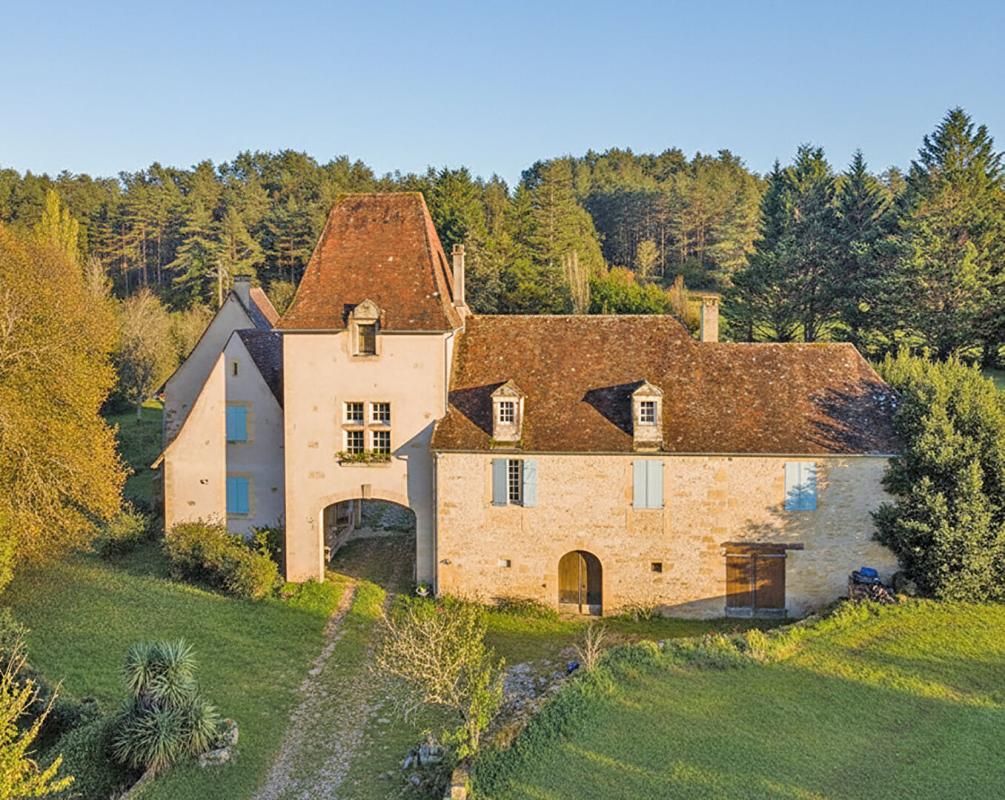 MONTIGNAC Maison Montignac Lascaux 8 pièce(s) 193 m2 1