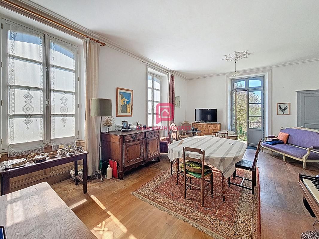 SAINT-AIGNAN-SUR-ROE Maison 191 m² - 6 pièces 4