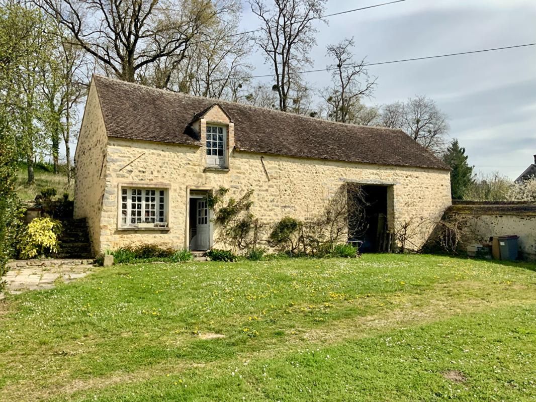 DORMELLES Elégante maison en pierre au coeur de la nature - Vue foret & charme authentiques à Dormelles 3
