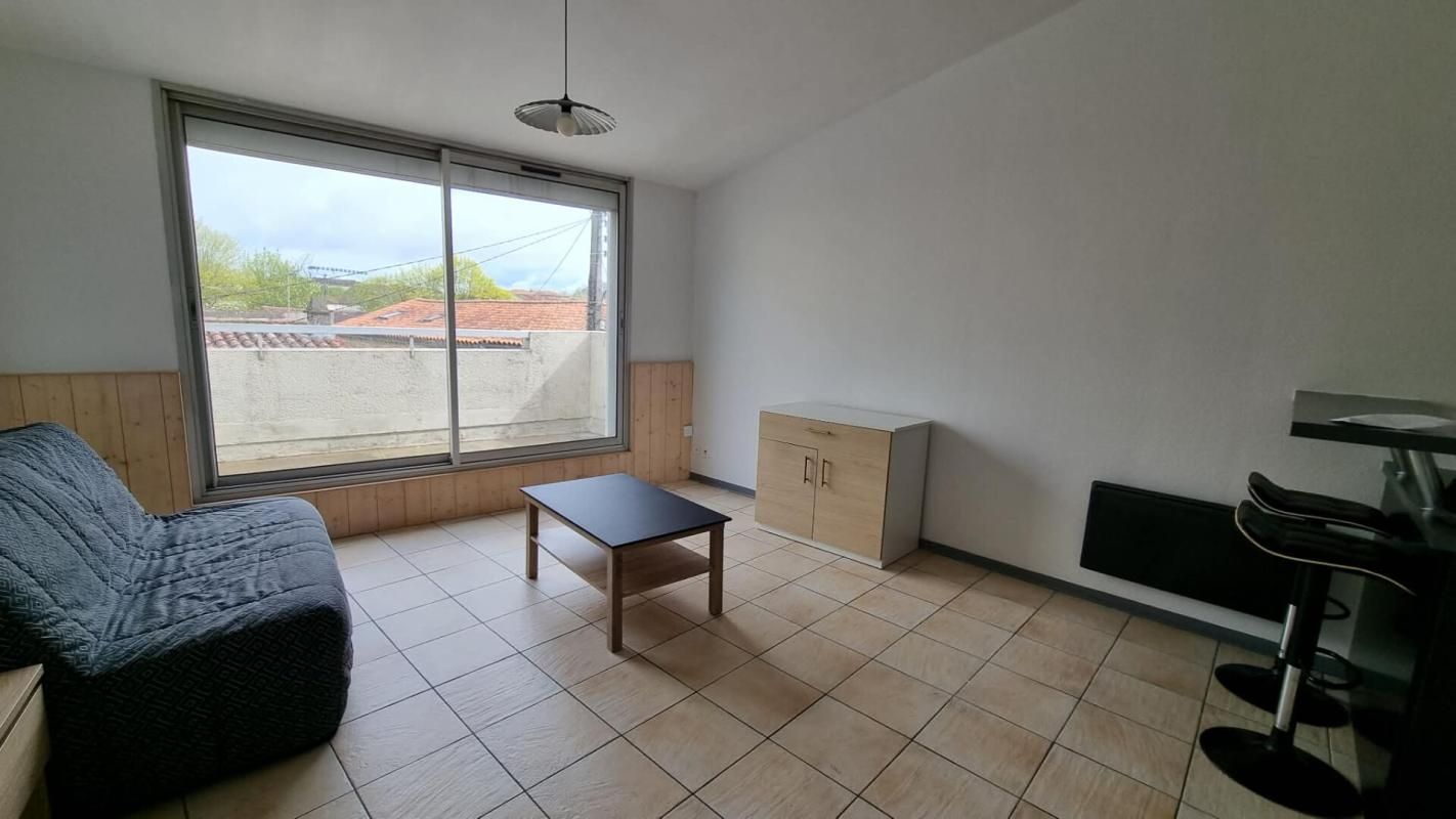 LUCON Appartement Lucon 1 pièce(s) 25.59 m2 1