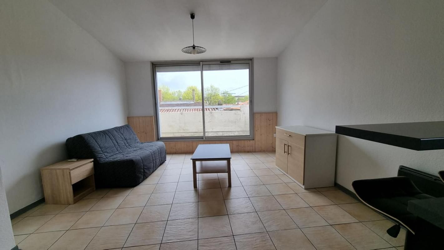 LUCON Appartement Lucon 1 pièce(s) 25.59 m2 2