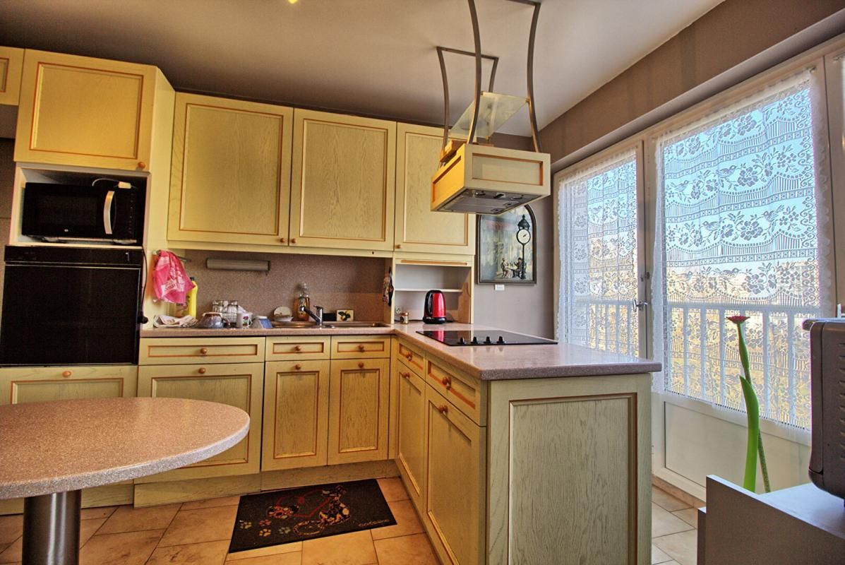 ANGERS Appartement Angers 2 pièce(s) 67 m2 1