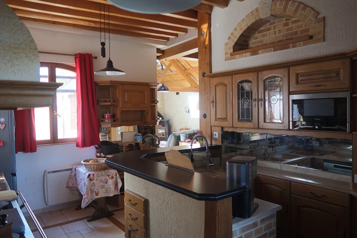 IVRY-LE-TEMPLE MAISON ANCIENNE COMPLETEMENT RENOVEE PAR UN COMPAGNON DE FRANCE 4