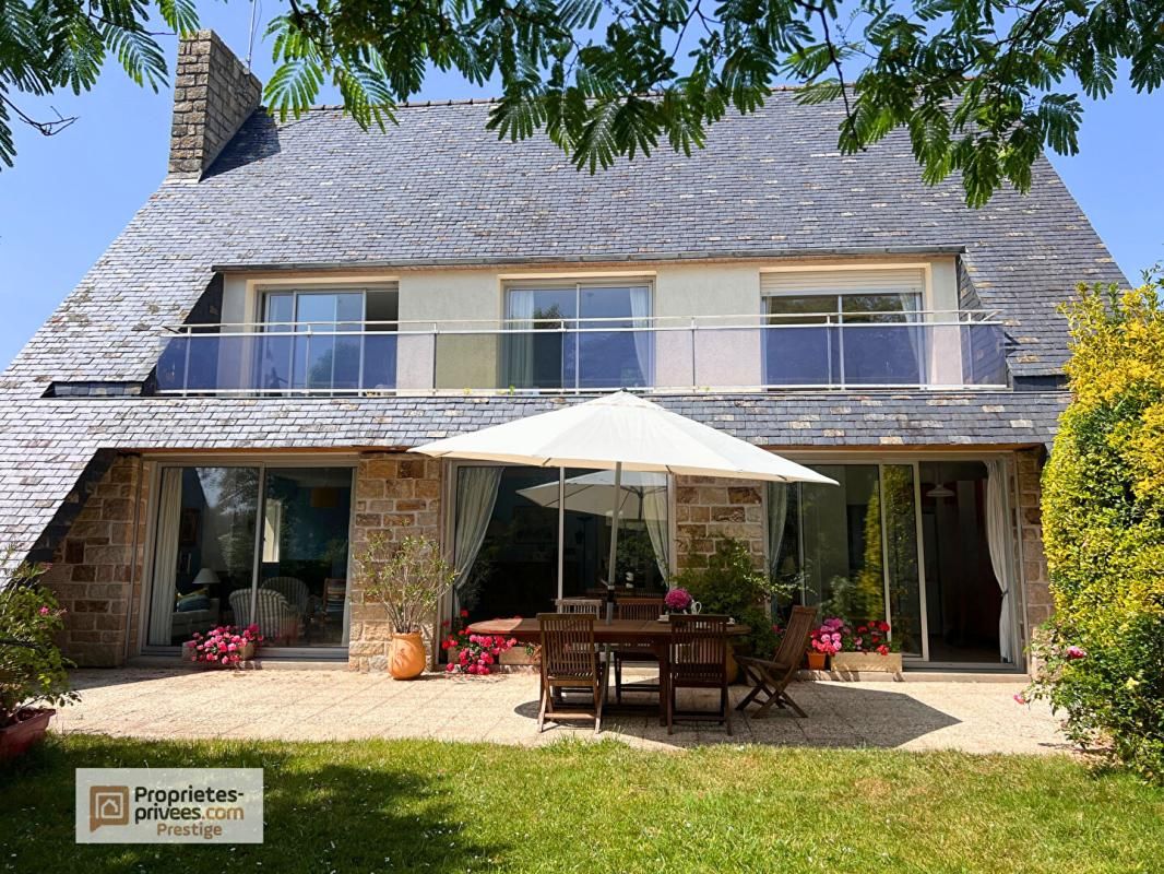 COMBRIT Sainte Marine, Maison 162m2, grand jardin, accès plage 2