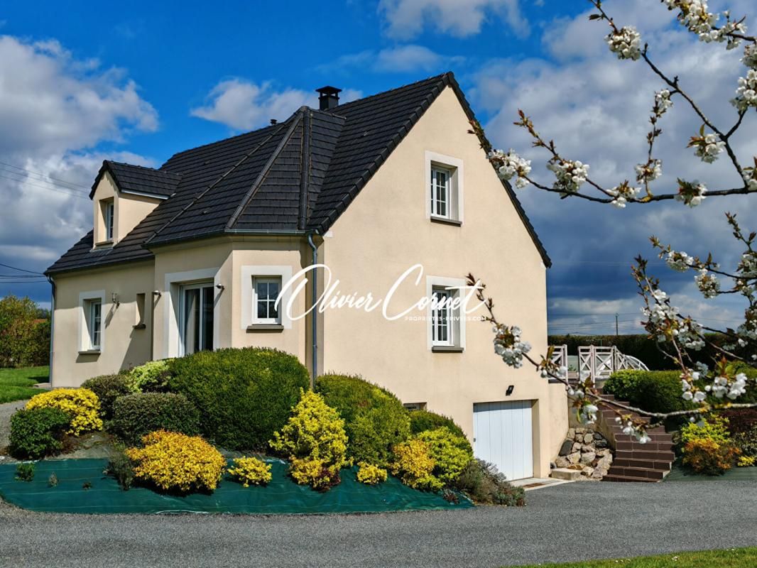 SAINT-DENIS-D'AUTHOU Pavillon récent 117 m2 proche THIRON-GARDAIS 1