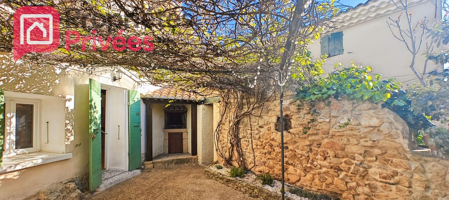 ERIC GIANNETTI vous propose cette Maison de charme typique des Alpilles