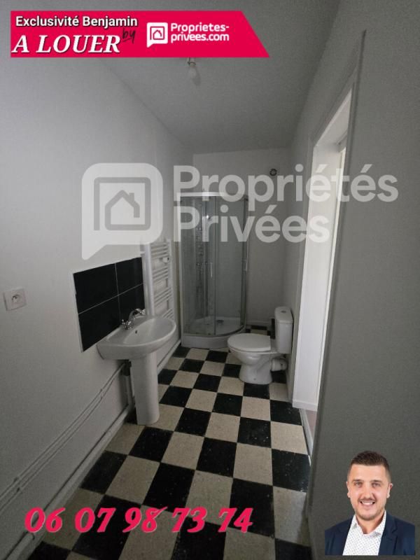 HIRSON Appartement Hirson 2 pièce(s) 52.8 m2 4