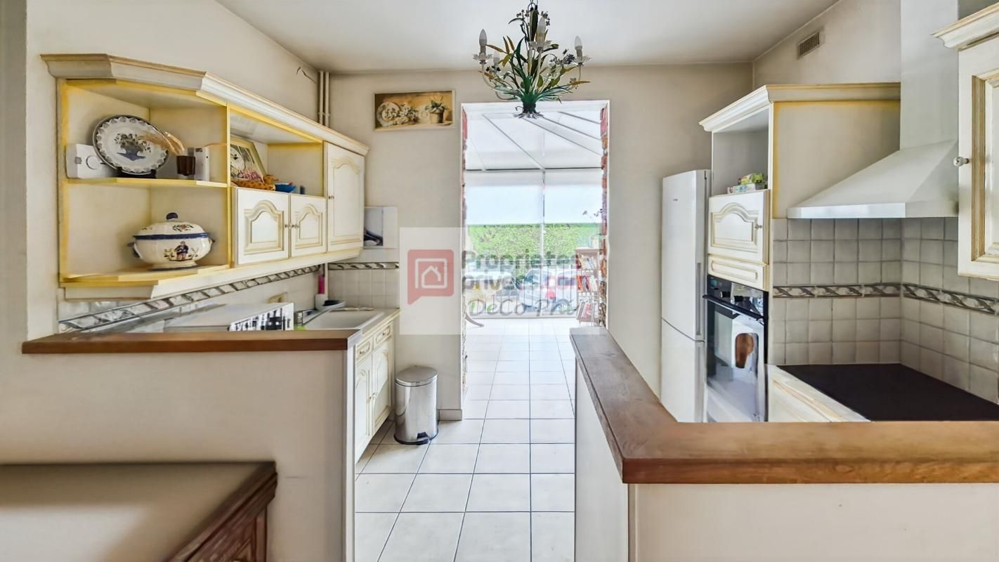 VILLE-D'AVRAY Maison 5 pièces - véranda orientée sud - Ville d'Avray 4